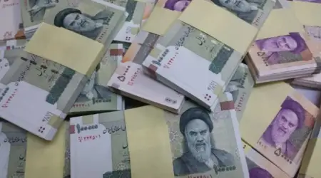 İran Paradan Dört Sıfır Atma Kararı Aldı