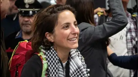 AP Genel Kurulu’nda Konuşan Sumud Filosu Aktivistleri’nden İtalyan Milletvekili Scuderi: “İsrail, Uluslararası Hukuku İhlal Ediyor, Soykırım Yapıyor, 4 AP Milletvekiline de Fiziksel Saldırıda Bulundu”