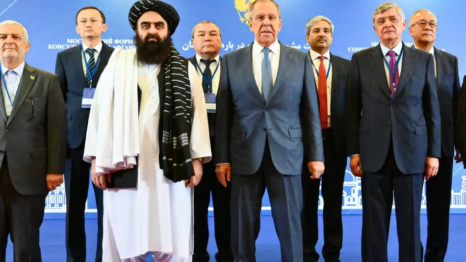 Amerika’nın Afganistan’ı İşgalinin Yıldönümünde Rusya Taliban Yönetimini Ağırladı