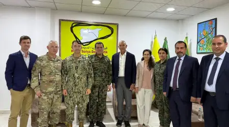 Bu fotoğrafa Gelen Tepkiler Üzerine Tom Barrack Açıklama Yaptı