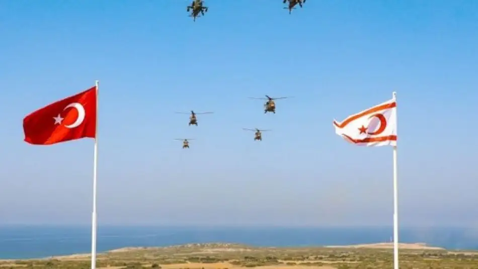 Rumlar İsrail’le Doğalgaz Anlaşması Yaparken Kıbrıs’ın Güneyinde Türk Savaş Uçakları da Savunma ve Taarruz Uçuşu Yapt