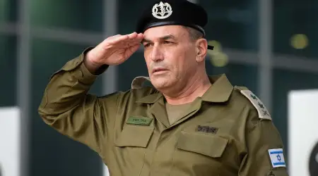 Soykırımcı Orduda İç Kavga: Üst Düzey Subayları Tasfiye Eden Genelkurmay Başkanına Savunma Bakanı Sert Tepki Gösterdi