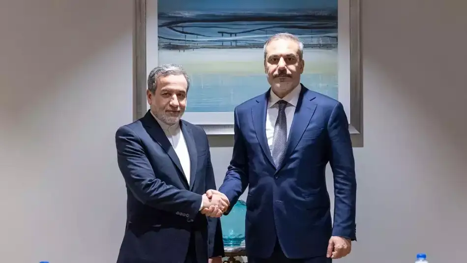 Dışişleri Bakanı Arakçi 1.6 Milyar Dolarlık Yatırımla İran-Türkiye Arasında Yeni Demir Yolu Hattının Dört Yılda Yapılacağını Açıkladı