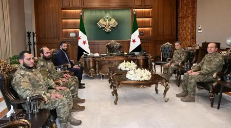 Suriye’nin Hürriyet Günü’nde Genelkurmay Başkanı Bayraktaroğlu Şam’daydı