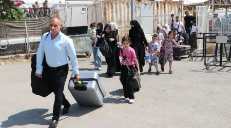 1 Yılda 578 Bin Suriyeli Gönüllü Olarak Türkiye’den Ayrıldı