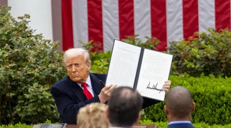 ABD - Avrupa İlişkileri Kopuyor: Trump Avrupa’yı “Zayıf İnsanların Yönettiği Çürümüş Uluslar Topluluğu” Olarak Niteledi