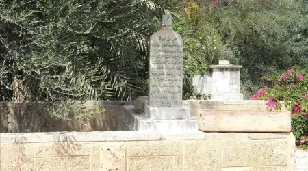 Soykırımcı Katiller İzzettin el-Kassam’ın Mezarından Bile Korkuyor