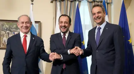 Başı Belada Olan İsrail Başbakanı Yunanistan ve Kıbrıs Rumlarını da Ateşe Sürüklüyor