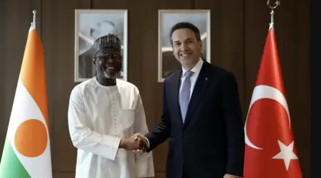 Türkiye ve Nijer Madencilik ve Petrol Konusunda Görüşmeler Yapıyor