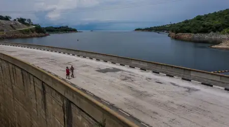 Zambiya ve Zimbabve, Enerji Arzını Artırmak İçin 4,2 Milyar Dolarlık Hidroelektrik Santrali Konusunda Anlaştı