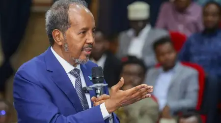 Somali Devlet Başkanı, Filistinlileri Sürgüne Göndermek için İsrail’in Somaliland’i Tanımaya Kalkıştığını Söyledi