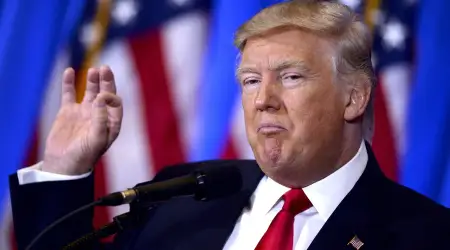 Protestoculara 'Dayanın Geliyoruz' Diyen Trump, Ağız Değiştirdi: İran Bize İdamların Durdurulduğunu Söyledi