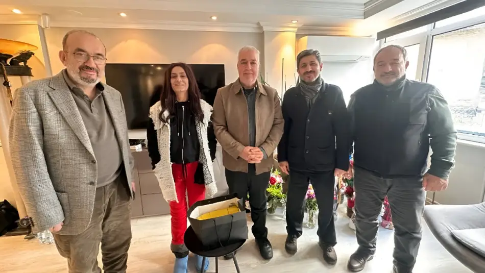 Sanat Dünyasının Yıldız’ından Gazze’ye 300 Bin Dolar Yardım