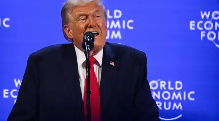 Trump Davos’ta Avrupalı Liderleri Azarladı: Biz Olmasak Bugün Hepiniz Almanca Konuşuyor Olurdunuz