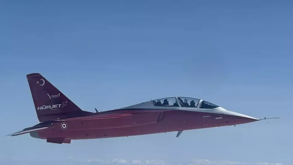 İspanyol Havacılık Dergisi HÜRJET’i Kapak Konusu Yaptı