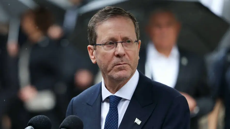 Yolsuzluk ve Rüşvet Suçlusu Netanyahu’ya Sahip Çıkan Trump, Onu Affetmediği için Cumhurbaşkanı Herzog’u Azarladı