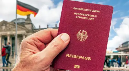 Almanya Vatandaşlığa Kabul Şartını 5 Yıldan Tekrar 8 Yıla Çıkarmaya Hazırlanıyor