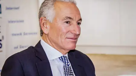 Fransa Hükümeti ABD’nin Paris Büyükelçisinin Bakanlarla Görüşmesini Yasakladı