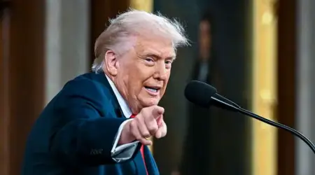 Trump İran’ın 9 Savaş Gemisini Batırdıklarını,  İran da 560 ABD Askerini Öldürdüğünü İddia Etti