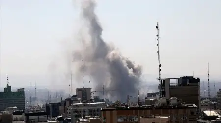 Katil İsrail Beyrut’a da Saldırdı