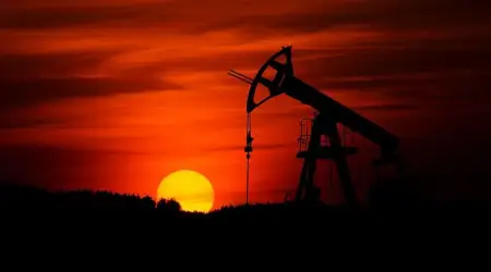 Savaş Yeni Bir Aşamaya Geçiyor: Tahran’da Petrol Depoları Vuruldu, Varil Fiyatı 118 Dolara Çıktı