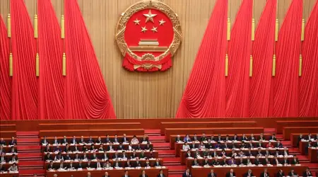 Çin Ulusal Halk Kongresi Önümüzdeki 5 Yıllık Büyüme Hedefinde Vites Küçülttü