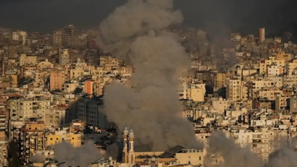 İran Ordusu 60 Stratejik Hedef ve 500 Noktaya Saldırı Düzenlediğini Açıkladı