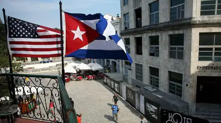 ABD’nin Ülkenin Bütün Mülklerine ve Değerlerine El Koymaya Çalıştığını Açıklayan Küba Yönetimi Trump’a ‘Boyun Eğmeyeceğiz’ Dedi, Rusya Küba’yı Destekleyeceğini Açıkladı