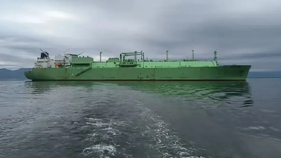 Akdeniz'de Hasar Gören Rus Gaz Tankeri Sürükleniyor, Çevre Felaketi Endişesi Artıyor