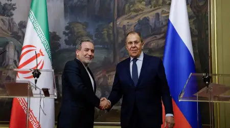 Lavrov ve Arakçi Bölgesel Krizi Telefonda Ele Aldı