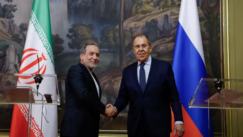 Lavrov ve Arakçi Bölgesel Krizi Telefonda Ele Aldı