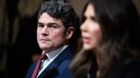 ABD Ulusal Terörle Mücadele Merkezi Direktörlüğü Görevinden İstifa Eden Kent’ten El Kaide ve DEAŞ Açıklaması: “Küresel Terör Ağı Kurduk”