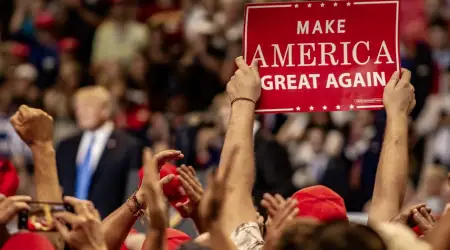 Anket: ABD'lilerin %62'si Trump'ın Performansından Memnun Değil