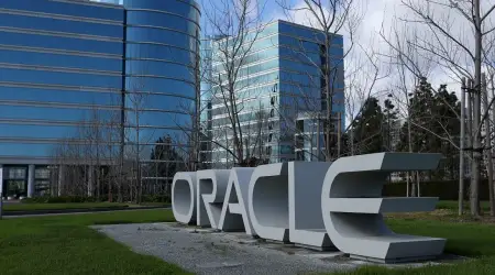 Tahran ABD’nin Teknoloji Üslerinden ORACLE’I Vurduğunu Açıkladı