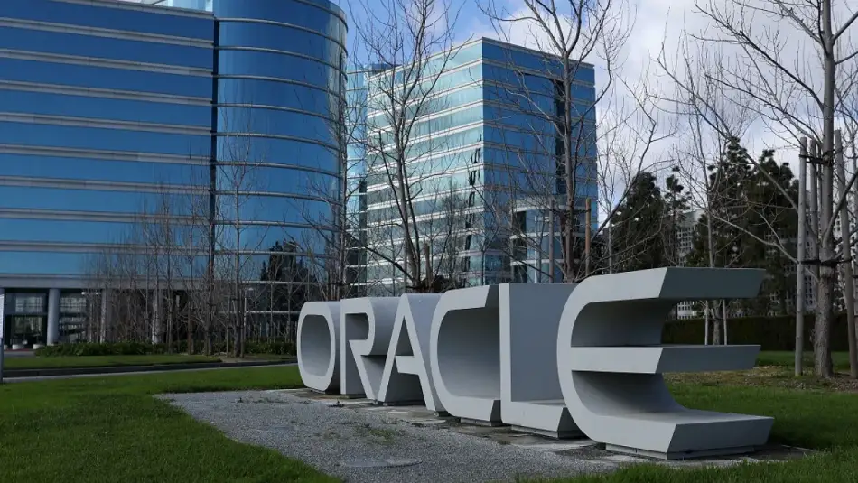 Tahran ABD’nin Teknoloji Üslerinden ORACLE’ı Vurduğunu Açıkladı