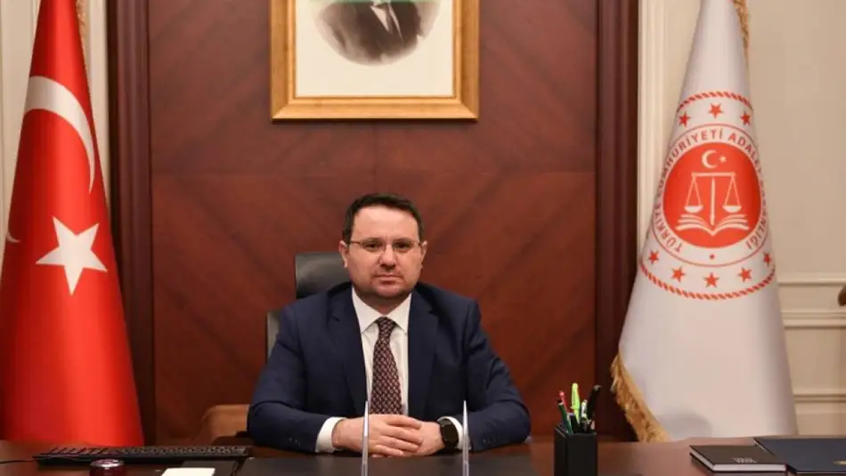 Adalet Bakanı Açıkladı: Türkiye’de Artık Sosyal Medyaya Kimlikle Girilecek