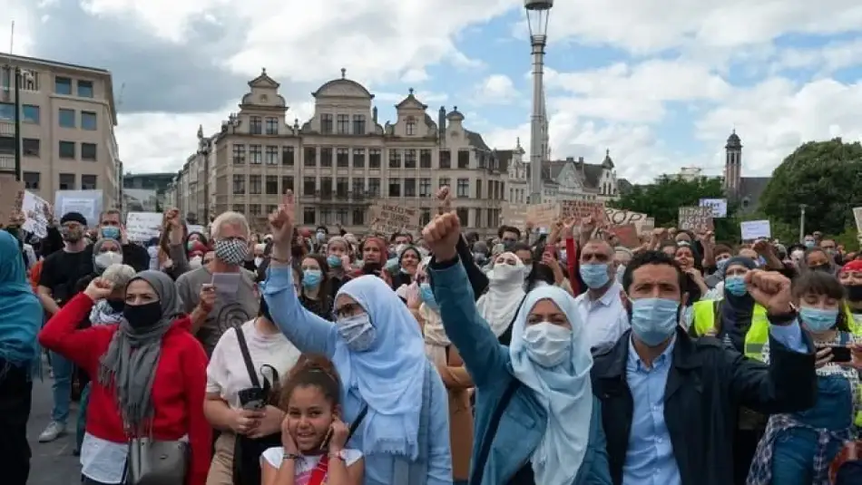 Fransız Mahkemesi Müslümanların Yıllık Buluşmasına Yönelik Yasak Kararını Askıya Aldı