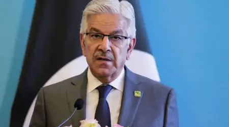 Pakistan Savunma Bakanı Asif: "Bu Kanserli Devleti Kuranların Cehennemde Yanması İçin Dua Ediyorum"