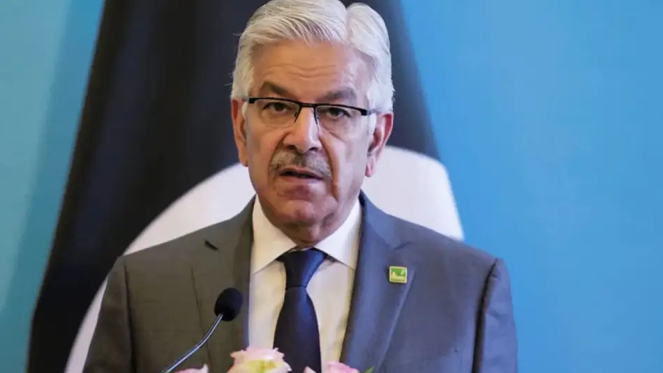 Pakistan Savunma Bakanı Asif: "Bu Kanserli Devleti Kuranların Cehennemde Yanması İçin Dua Ediyorum"