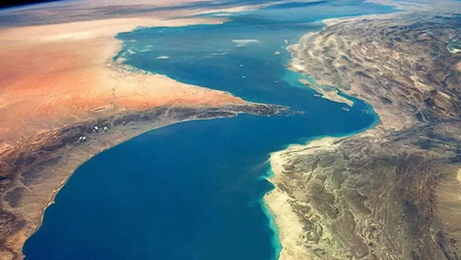 Çin, "Tehlikeli ve Sorumsuz" Olarak Nitelendirdiği ABD'nin İran Limanlarına Uyguladığı  Ablukayı Deldi