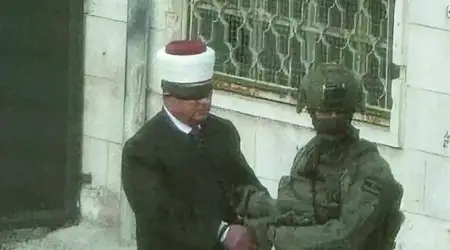 Soykırımcı Katiller Gazze’den Sonra Batı Şeria’ya Yoğunlaştı, Eski Filistinli Bakanı Gözlerini Bağlayarak Gözaltına Aldılar