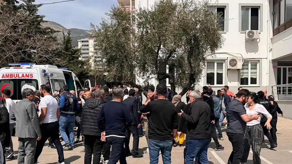 Okul Saldırısıyla Bağlantılı 940 Hesap Engellendi, 80’den Fazla Kişi Gözaltına Alındı
