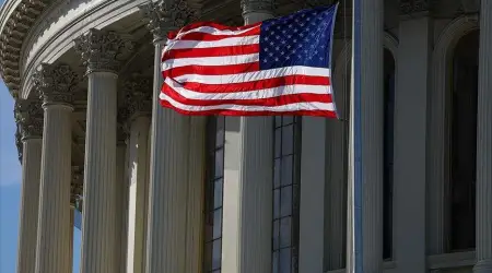 New York Times ABD’nin Ani Bir U Dönüşüyle Rus Petrolünün Satışını Bir Ay Daha Uzattığını Duyurdu