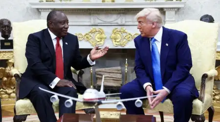 Washington’un Beyazlara Yönelik Şiddet Suçlaması Nedeniyle Güney Afrika ABD’yi Uyardı