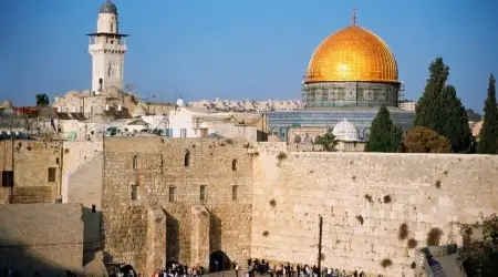 Soykırımcı İsrail Kendi Sapık İnançları Dışında Hiçbir Kutsalı Tanımadan Bütün Dinlere Saldırıyor