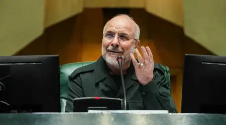 Kalibaf Trump'ın Hassas Damarına Bastı: ABD ile Savaşın Ön Cephesi Mali Savaştır, Hisse Senetlerini Satın