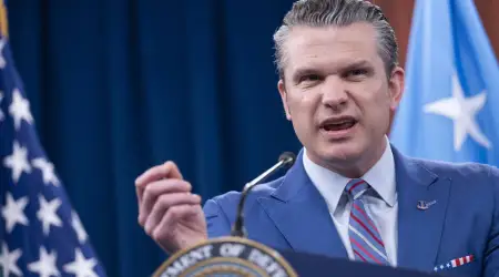 Savaş Bakanı Hegseth, ABD’nin Savaştaki Hezimetini Dile Getirenleri İran Propagandası Yapmakla Suçladı