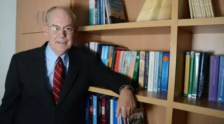 Chicago Üniversitesi Profesörü John Mearsheimer: İsrail Boynumuza Dolanmış Devasa Bir Yılan