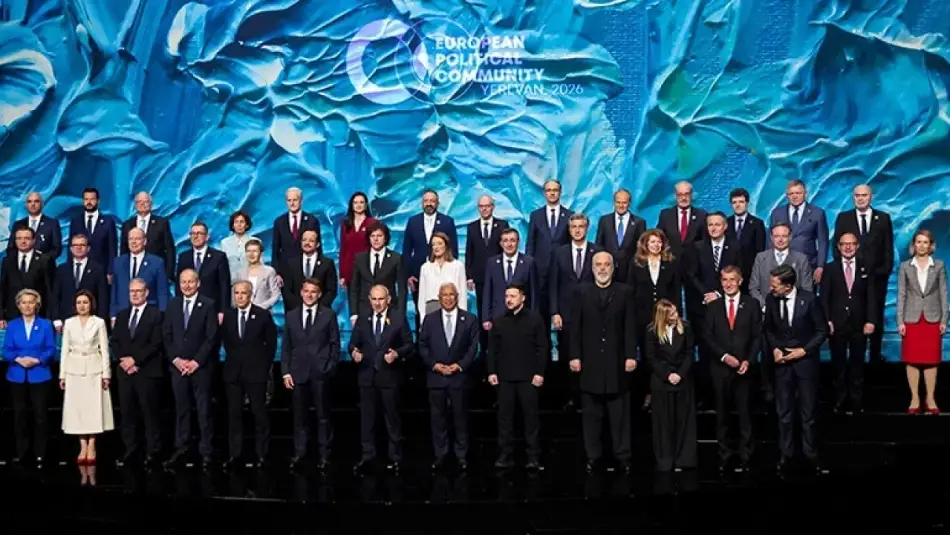 AB Liderleri Ermenistan’da Toplandı, Toplantıya Azerbaycan Ukrayna ve Kanada Liderleri de Katıldı