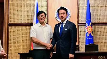 Japonya Savunma Bakanı Güvenlik İlişkilerini Geliştirmek Üzere Filipinler’de
